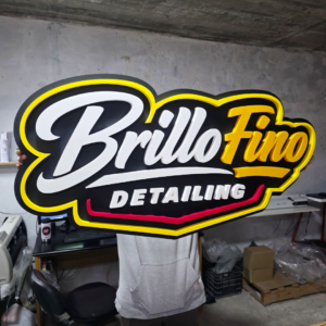 Logo con Base Silueta Hasta 120cm de ancho